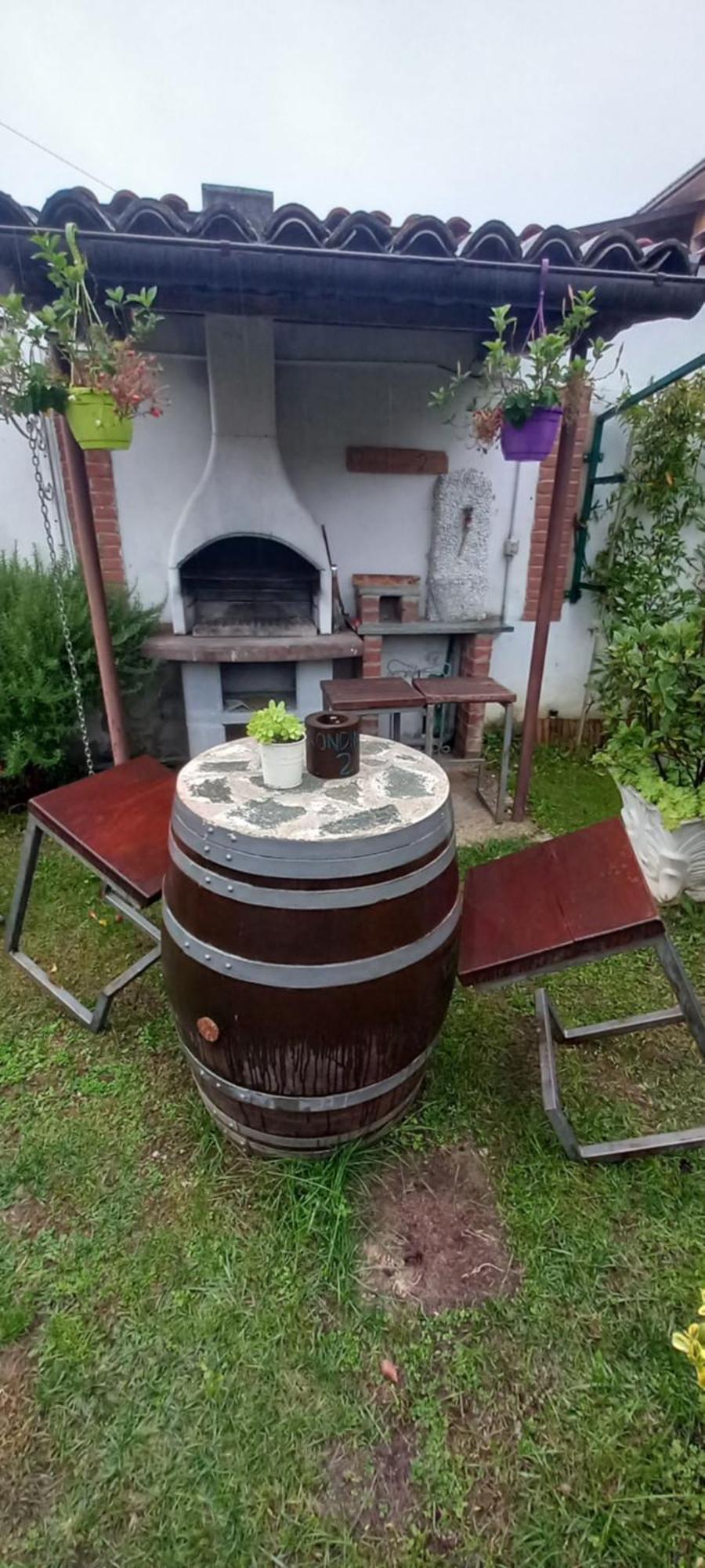 Casa Appartamento Vacanze La Fermata Delle Rondini Castello di Annone Eksteriør bilde