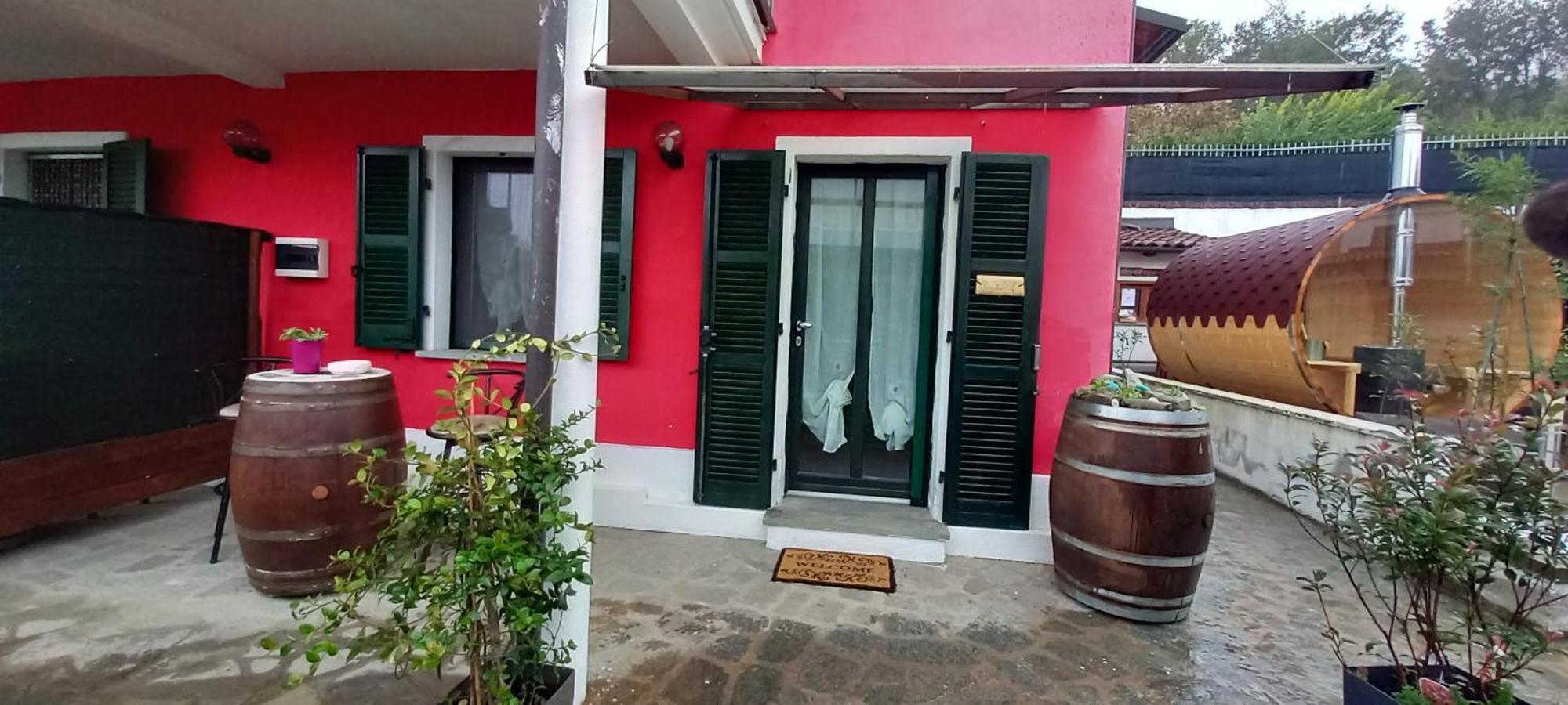 Casa Appartamento Vacanze La Fermata Delle Rondini Castello di Annone Eksteriør bilde